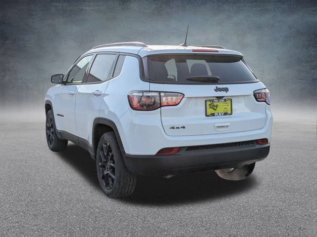 Certified 2026 Jeep Compass Latitude w/ Sun and Sound Group AWD/4WD image 7