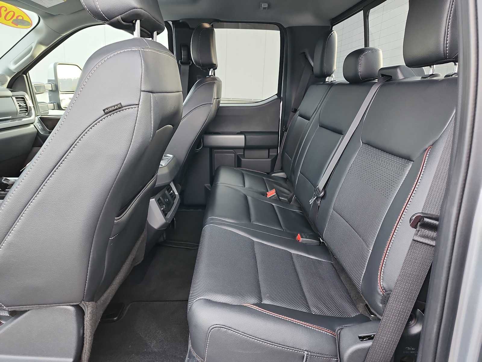 Used 2023 Ford F350 Lariat w/ FX4 Off-Road Package AWD/4WD image 15