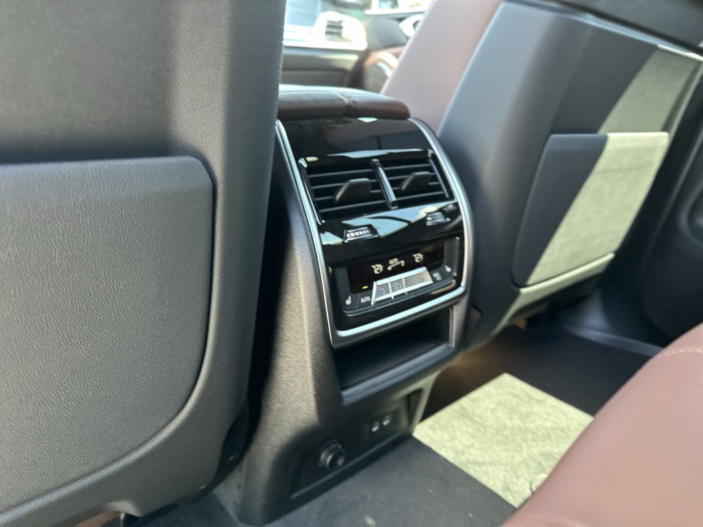 New 2026 BMW X5 M60i image 25