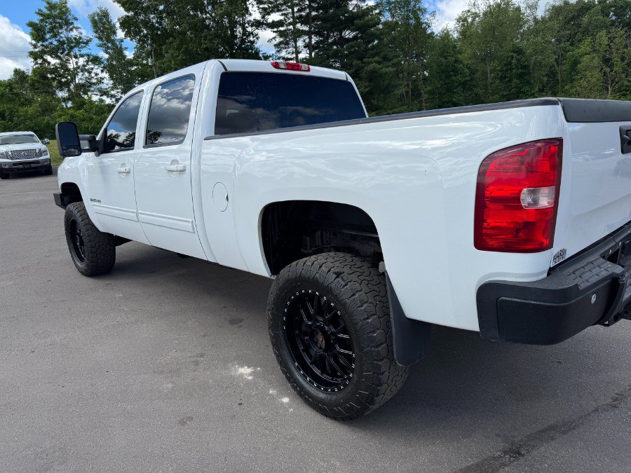 Used 2014 Chevrolet Silverado 3500 LT AWD/4WD image 10