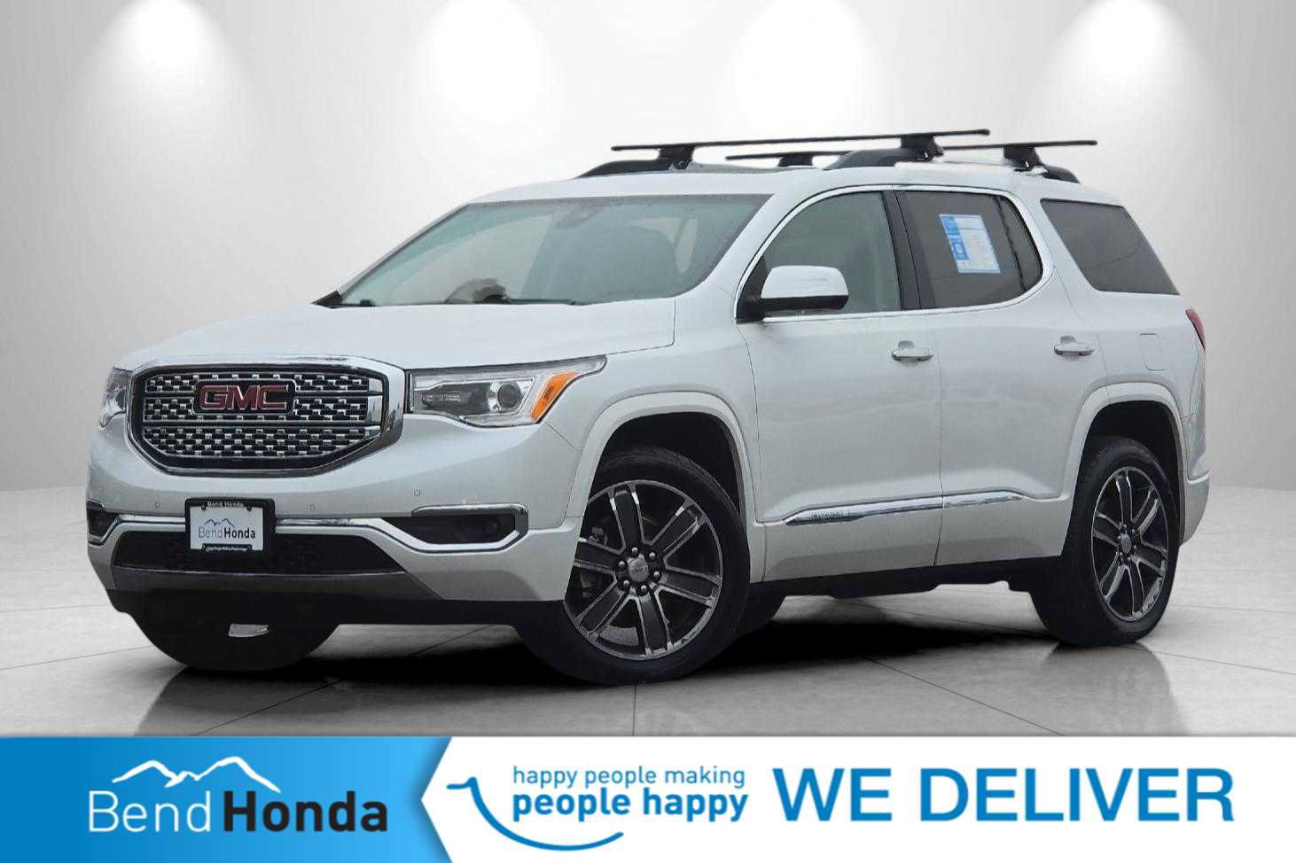 Used 2017 GMC Acadia Denali w/ Technology Package image 1