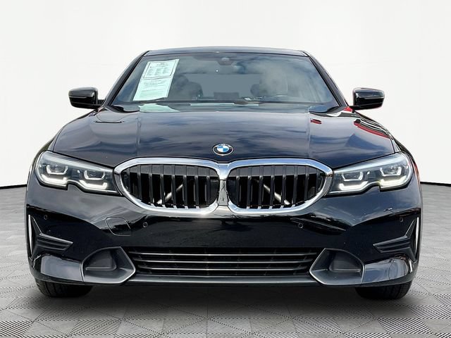 Used 2021 BMW 330i Sedan w/ Driving Assistance Package RWD image 2