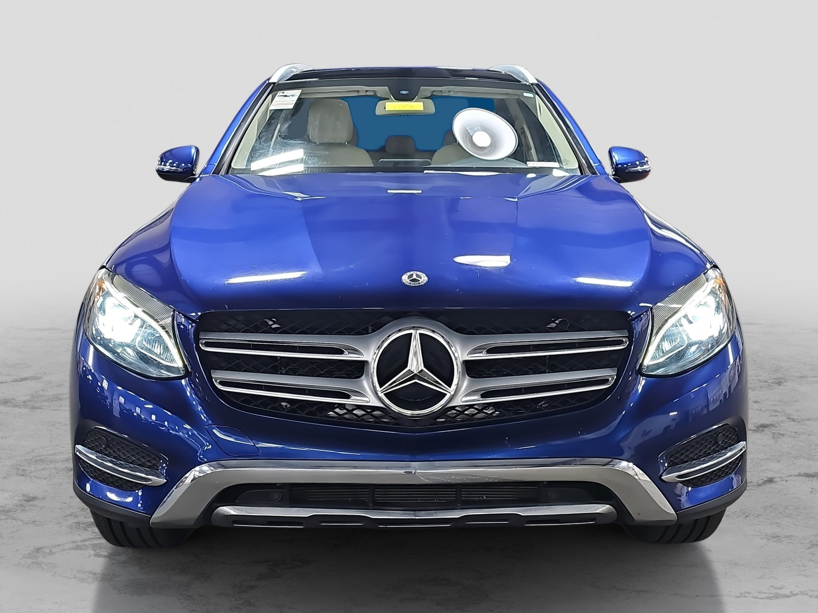Used 2019 Mercedes-Benz GLC 300 image 2