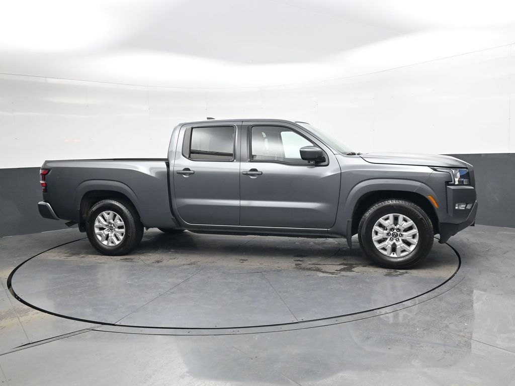 Used 2024 Nissan Frontier SV w/ Technology Package image 3