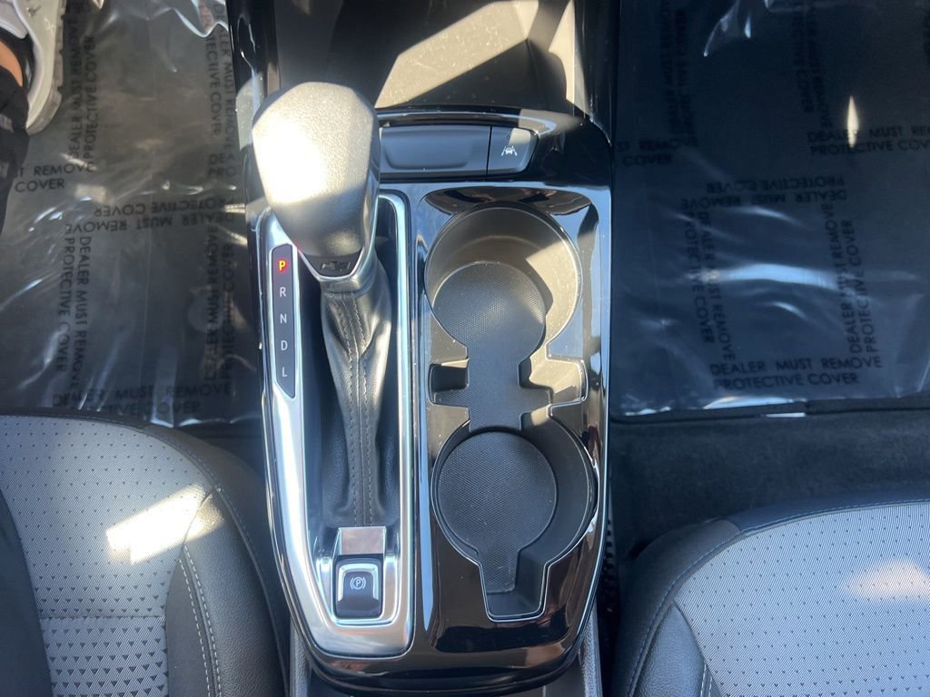 Used 2025 Chevrolet Trax LT FWD image 48