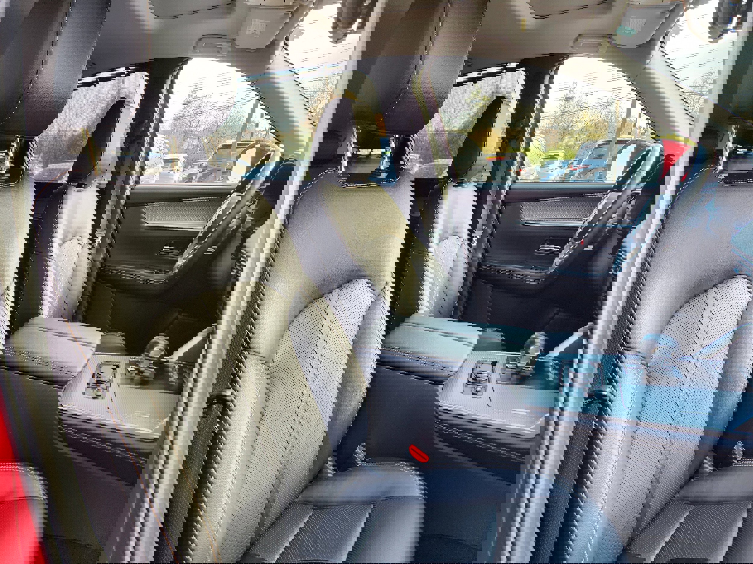 Certified 2024 MAZDA CX-90 3.3 Turbo w/ Preferred Plus image 18