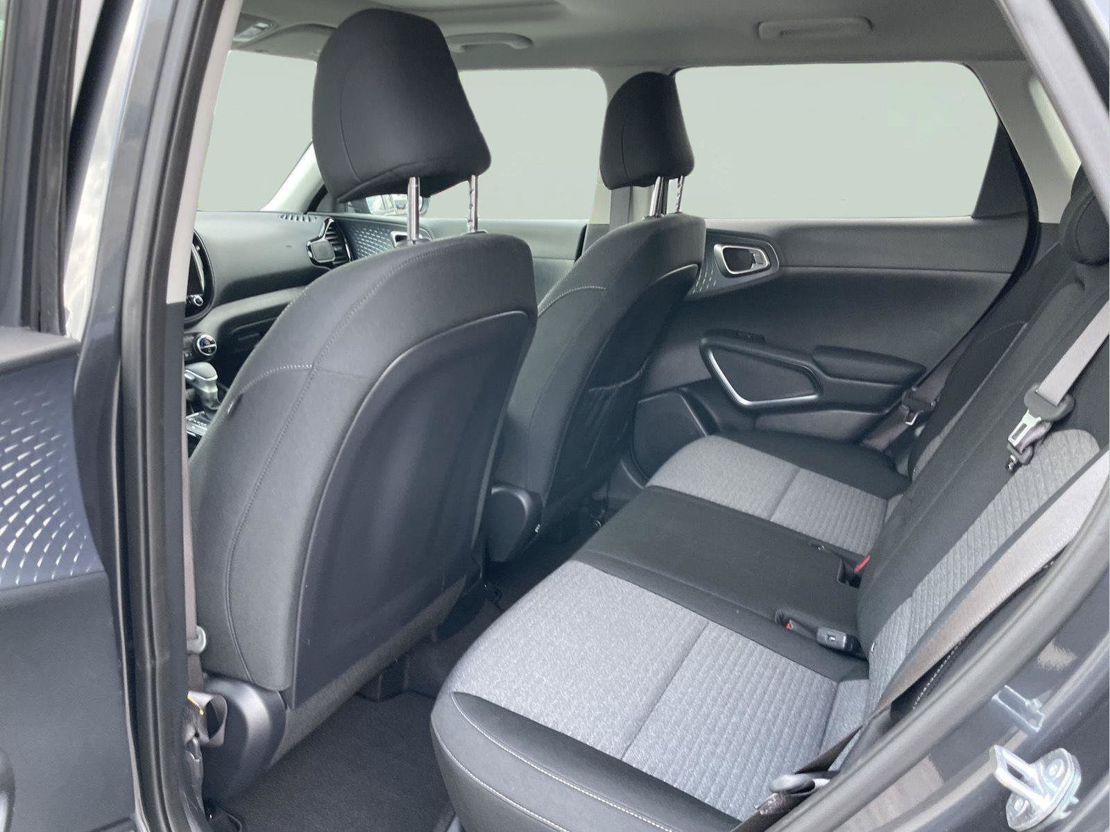 Used 2023 Kia Soul EX FWD image 13