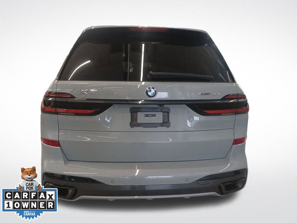 Certified 2025 BMW X7 xDrive40i w/ M Sport Package image 9