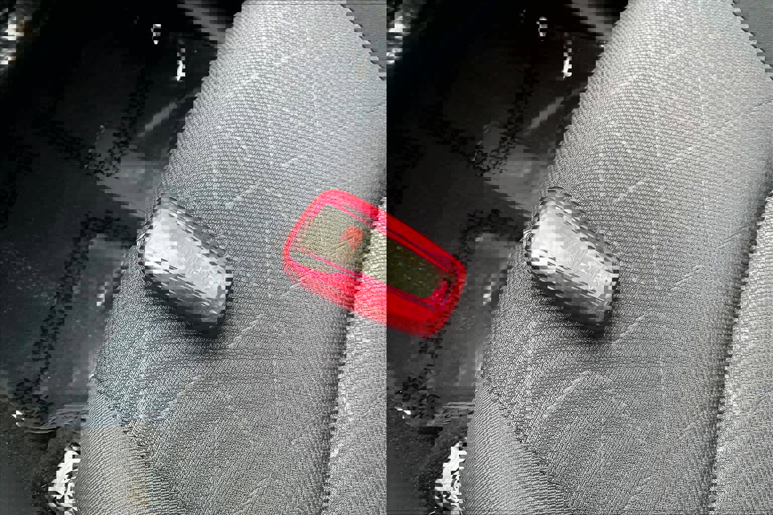 Used 2020 Toyota RAV4 XLE w/ Convenience Package image 14