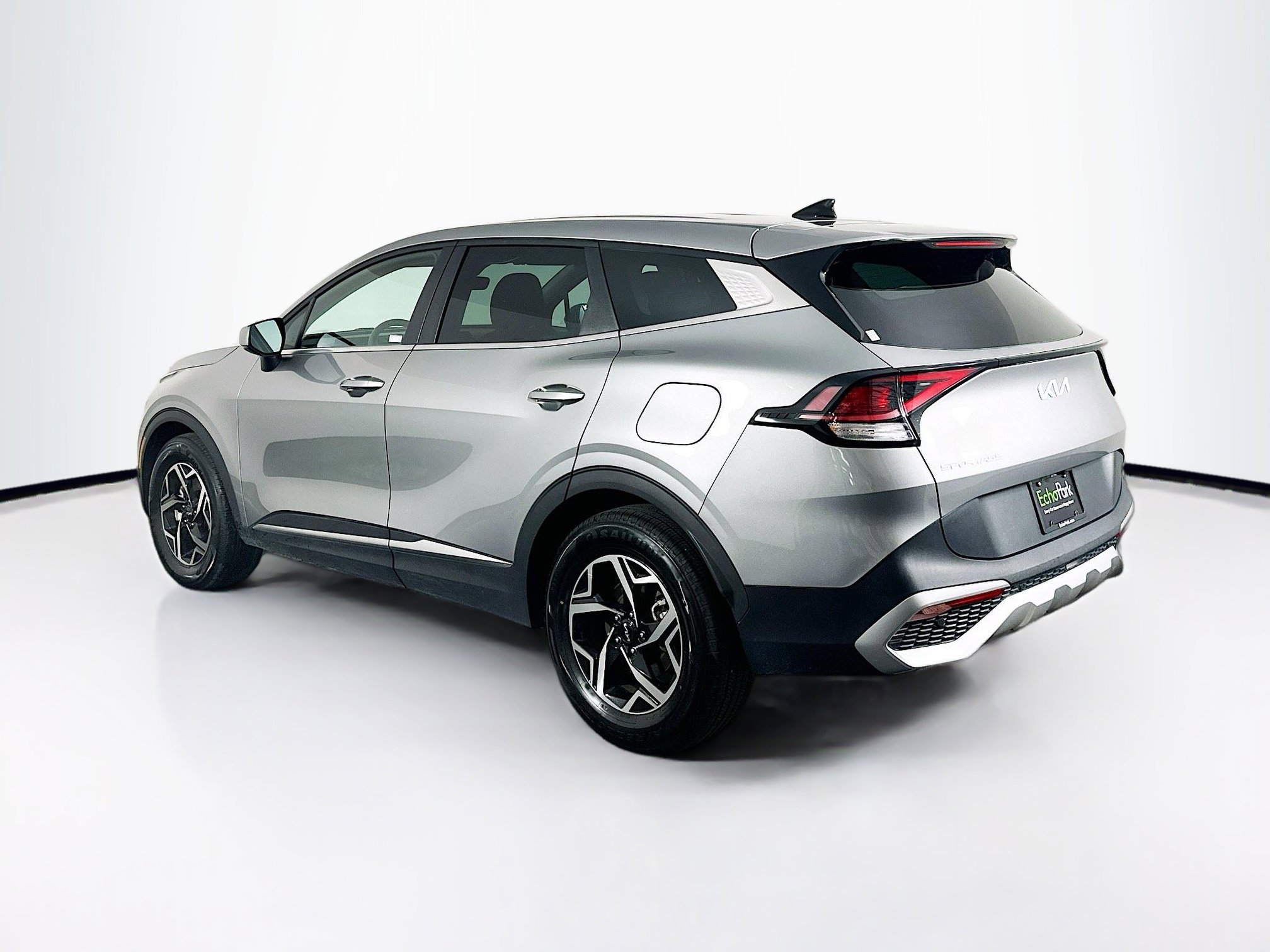 Used 2024 Kia Sportage LX image 5