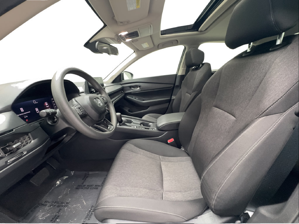 Used 2025 Honda Accord SE image 25