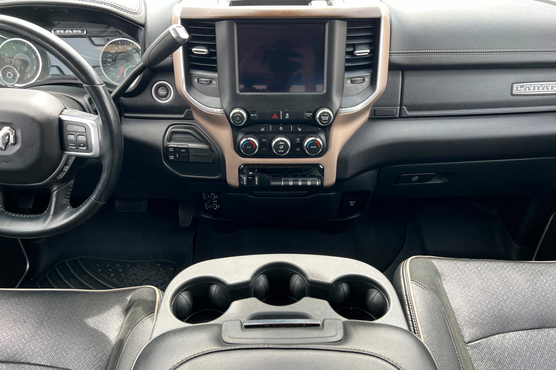 Used 2022 RAM 2500 Laramie image 13