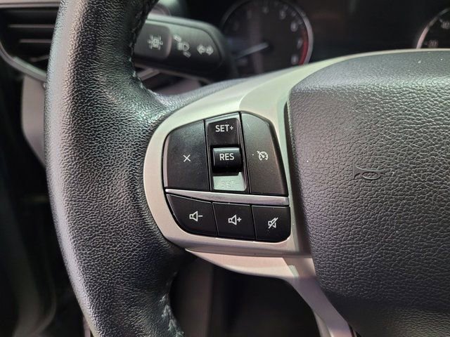 Used 2022 Ford Explorer XLT image 26