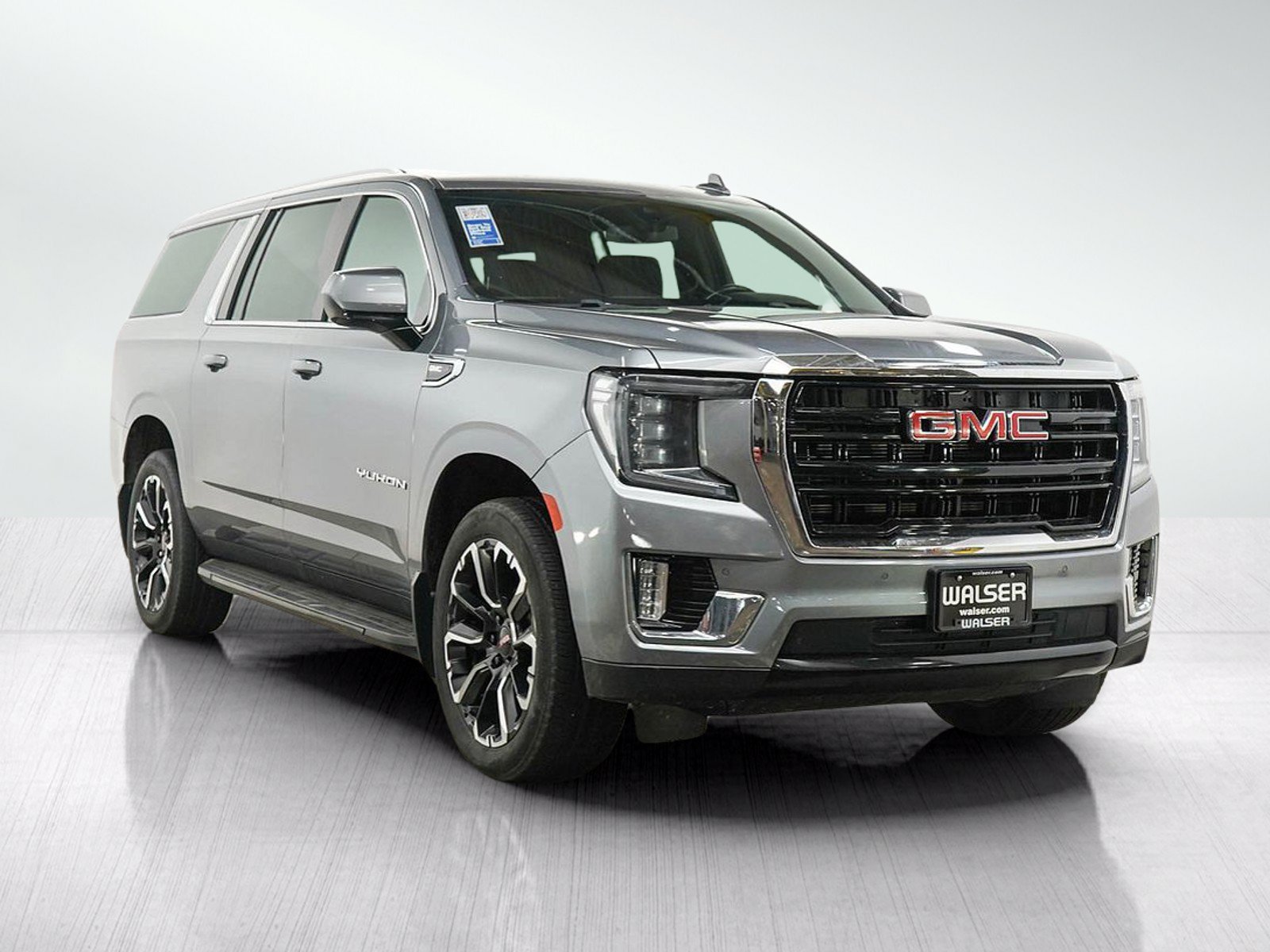 Used 2022 GMC Yukon XL SLE AWD/4WD image 7