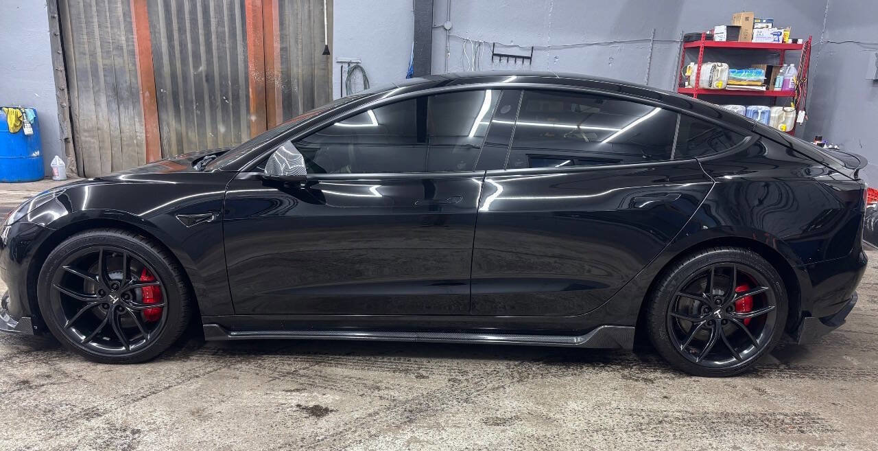 Used 2021 Tesla Model 3 Performance image 2