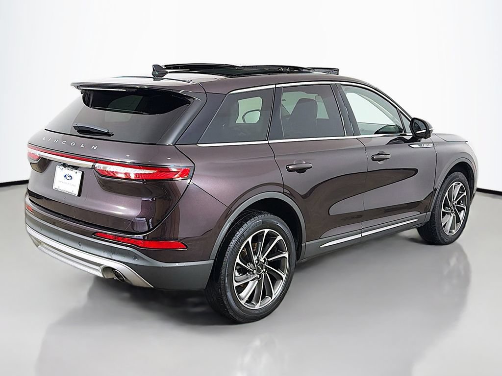 Used 2023 Lincoln Corsair AWD w/ Equipment Group 101A image 13