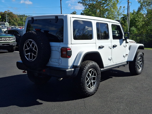 Used 2025 Jeep Wrangler Unlimited Rubicon w/ Safety Group AWD/4WD image 14