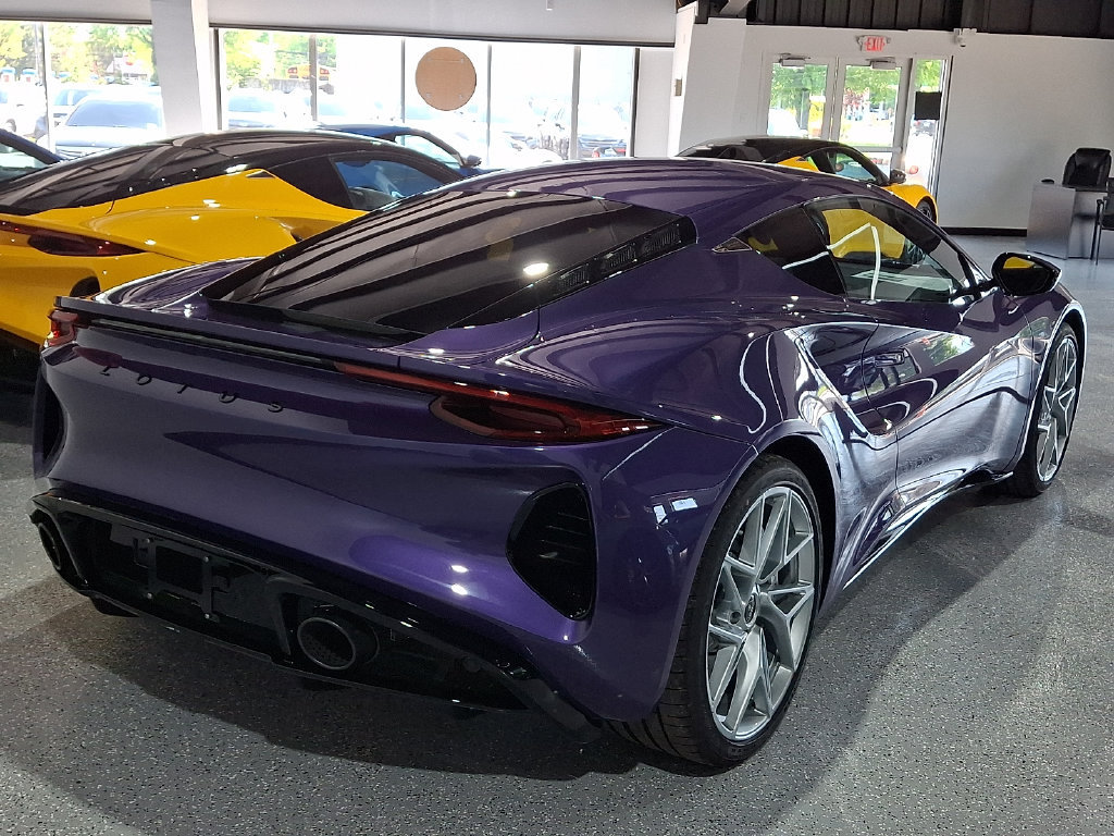 Used 2026 Lotus Emira SE RWD image 4