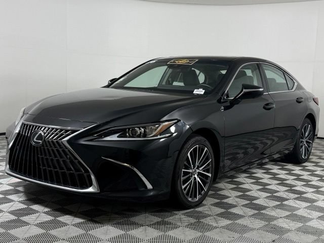 Used 2025 Lexus ES 300h w/ Premium Package FWD image 2