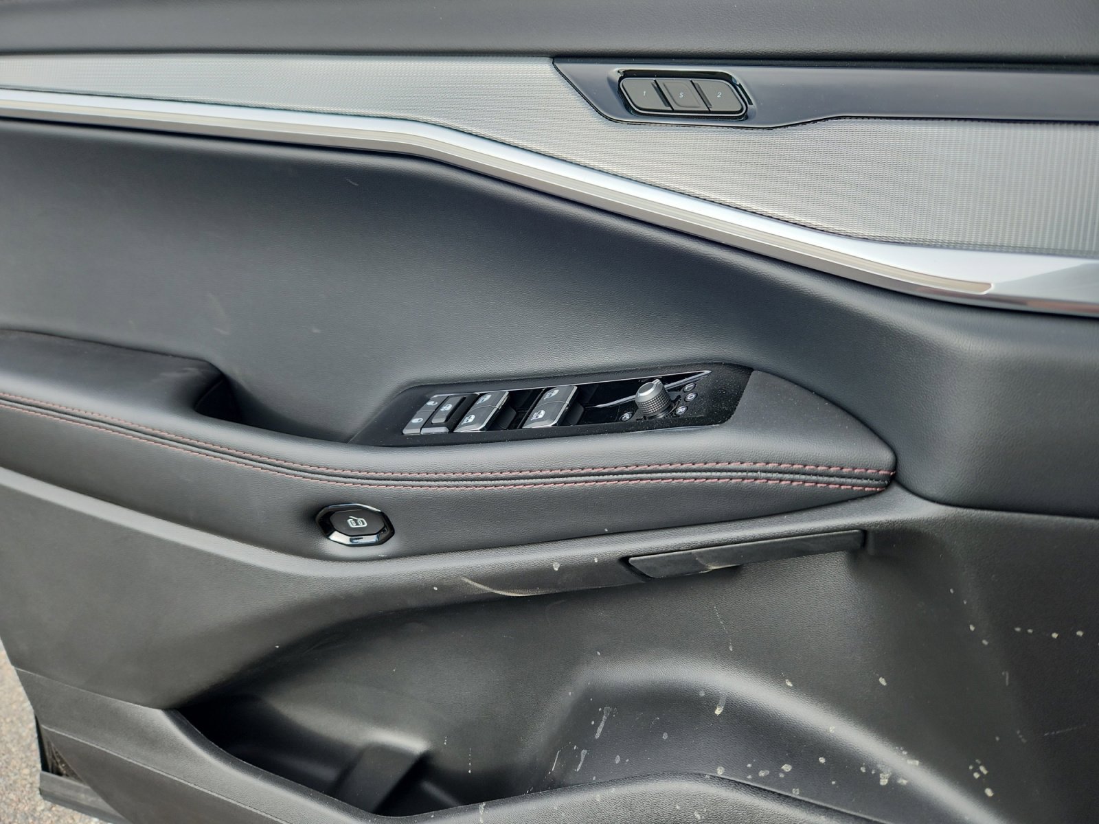 New 2025 Jeep Wagoneer S Launch Edition image 14