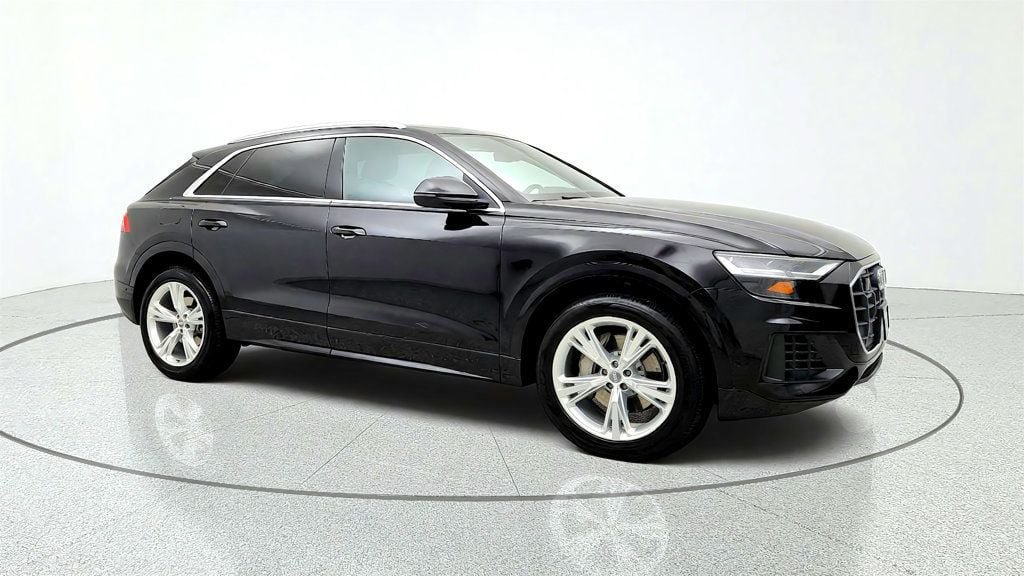 Used 2019 Audi Q8 Premium Plus w/ Premium Plus AWD/4WD image 3
