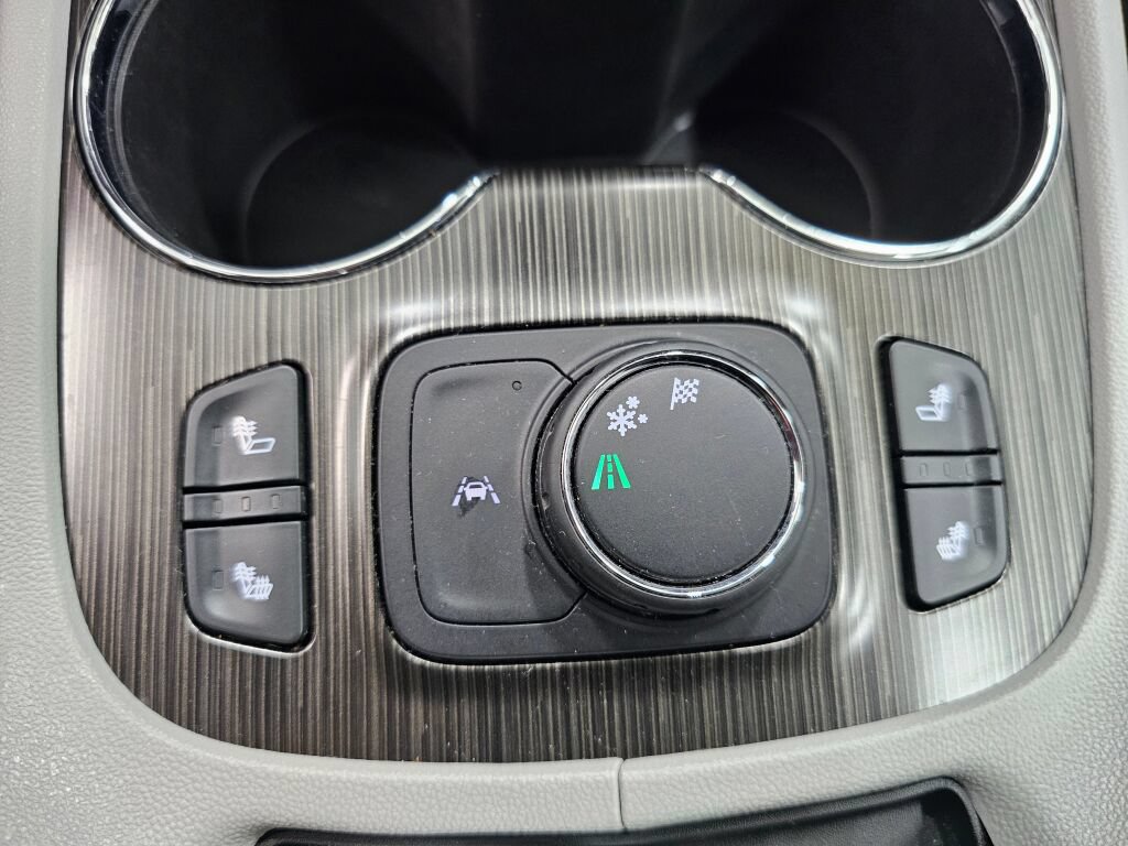 Used 2023 GMC Acadia SLT FWD image 26
