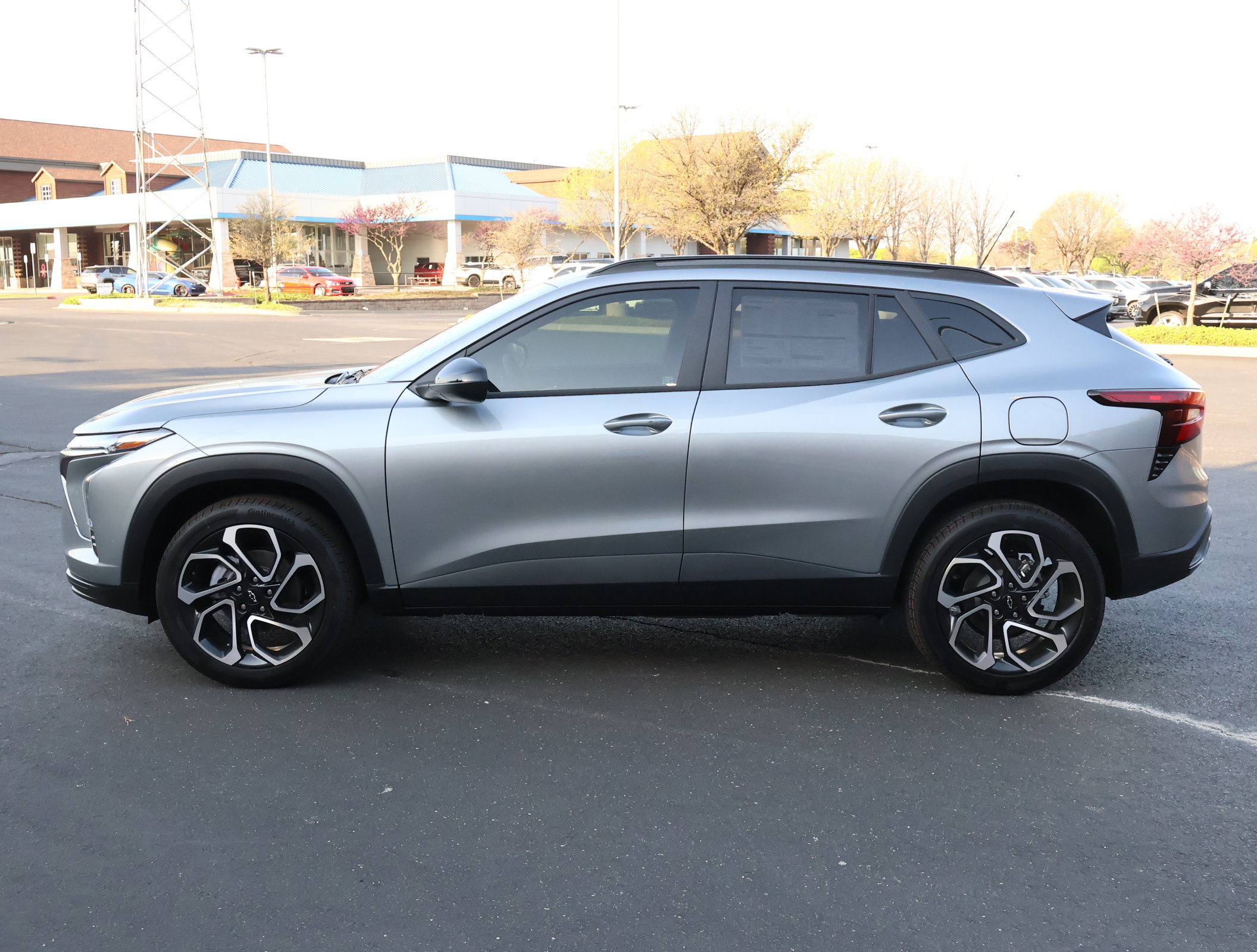 New 2026 Chevrolet Trax RS w/ Sunroof Package FWD image 26