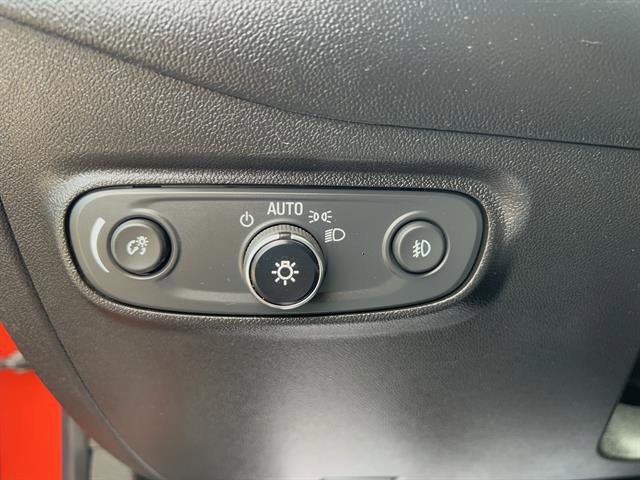 Used 2020 Chevrolet Equinox LT image 22