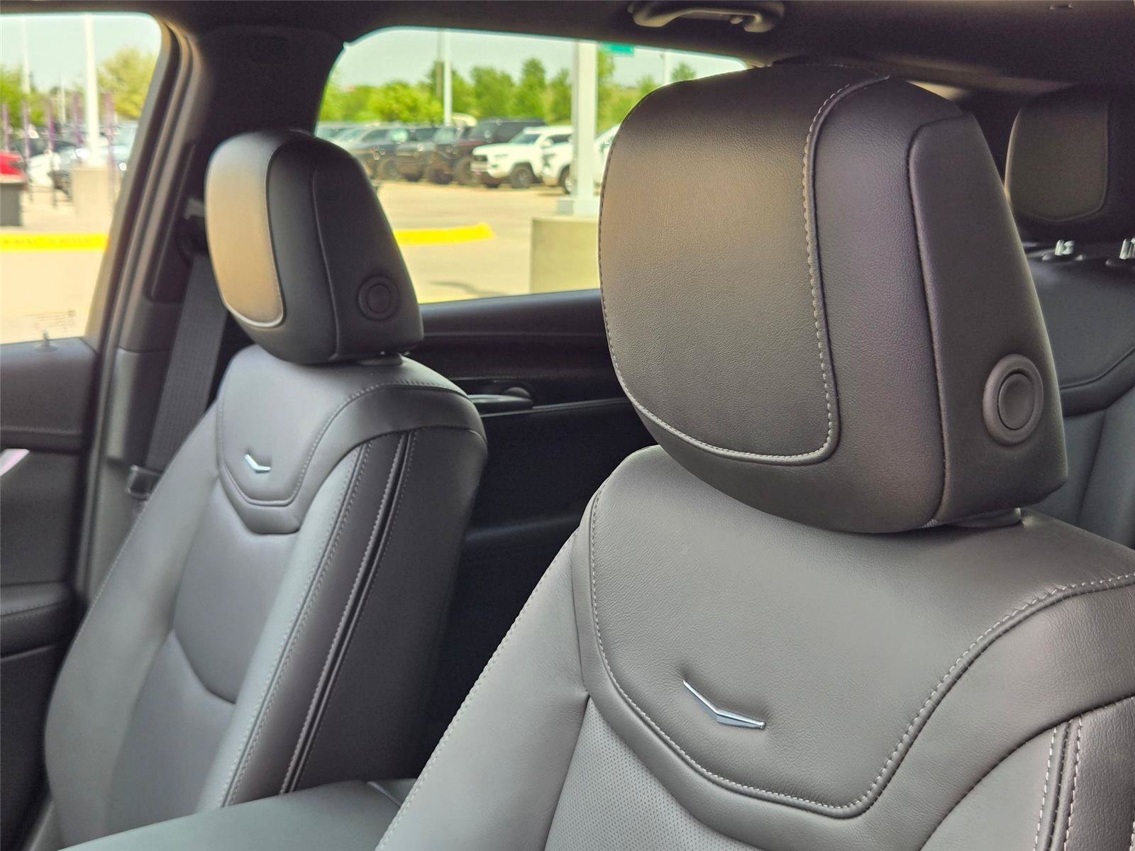 New 2026 Cadillac XT5 Sportv w/ LPO, Floor Liner Package AWD/4WD image 12