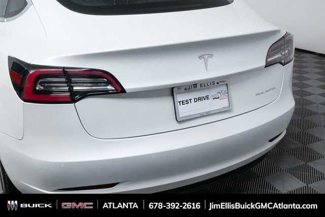 Used 2020 Tesla Model 3 Long Range image 32