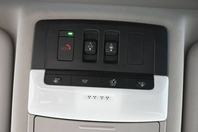 Used 2023 Nissan Rogue SL FWD image 16
