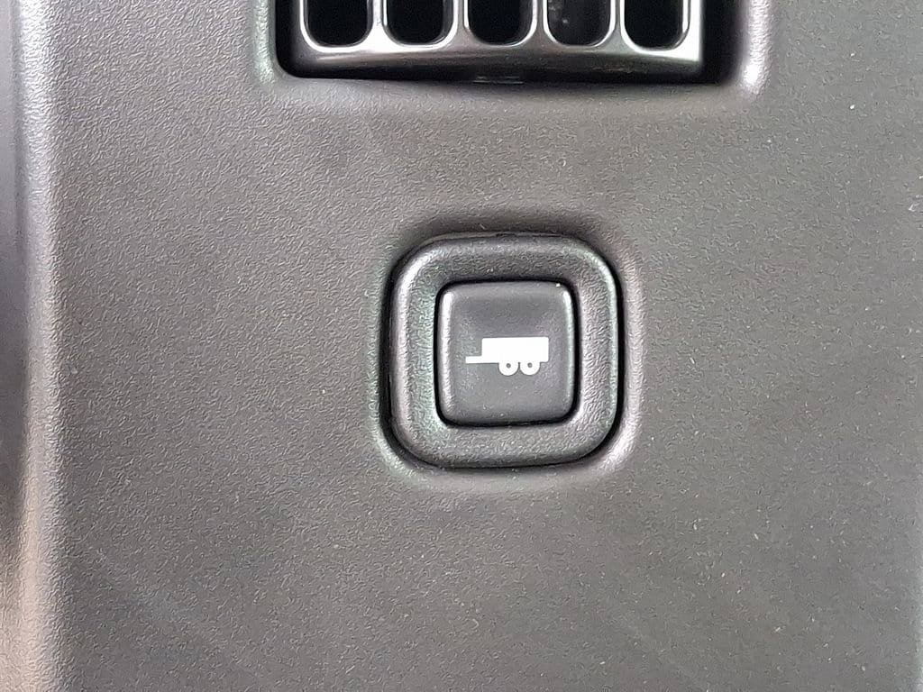 New 2025 Chevrolet Express 3500 w/ Driver Convenience Package image 14