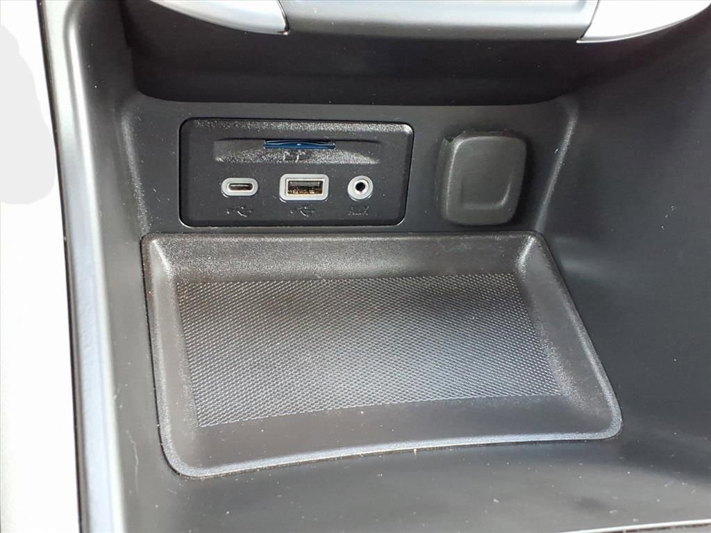 Used 2024 GMC Terrain SLT image 29