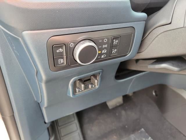 New 2025 Ford Maverick XL w/ Equipment Group 101A image 26