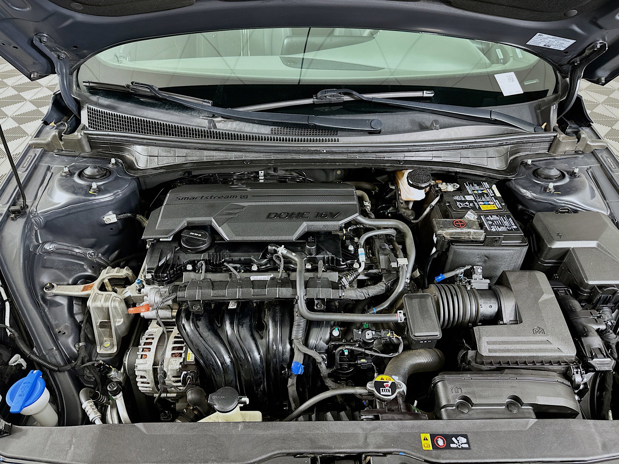 Used 2023 Hyundai Elantra SEL image 31