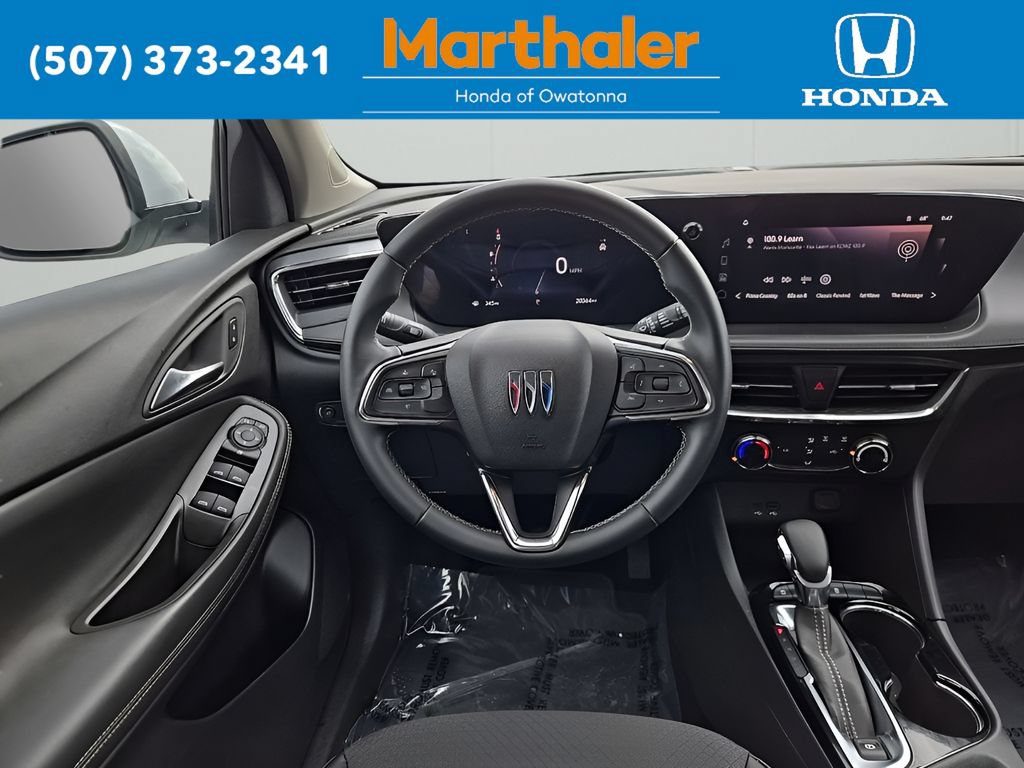 Used 2025 Buick Encore GX Preferred AWD/4WD image 24