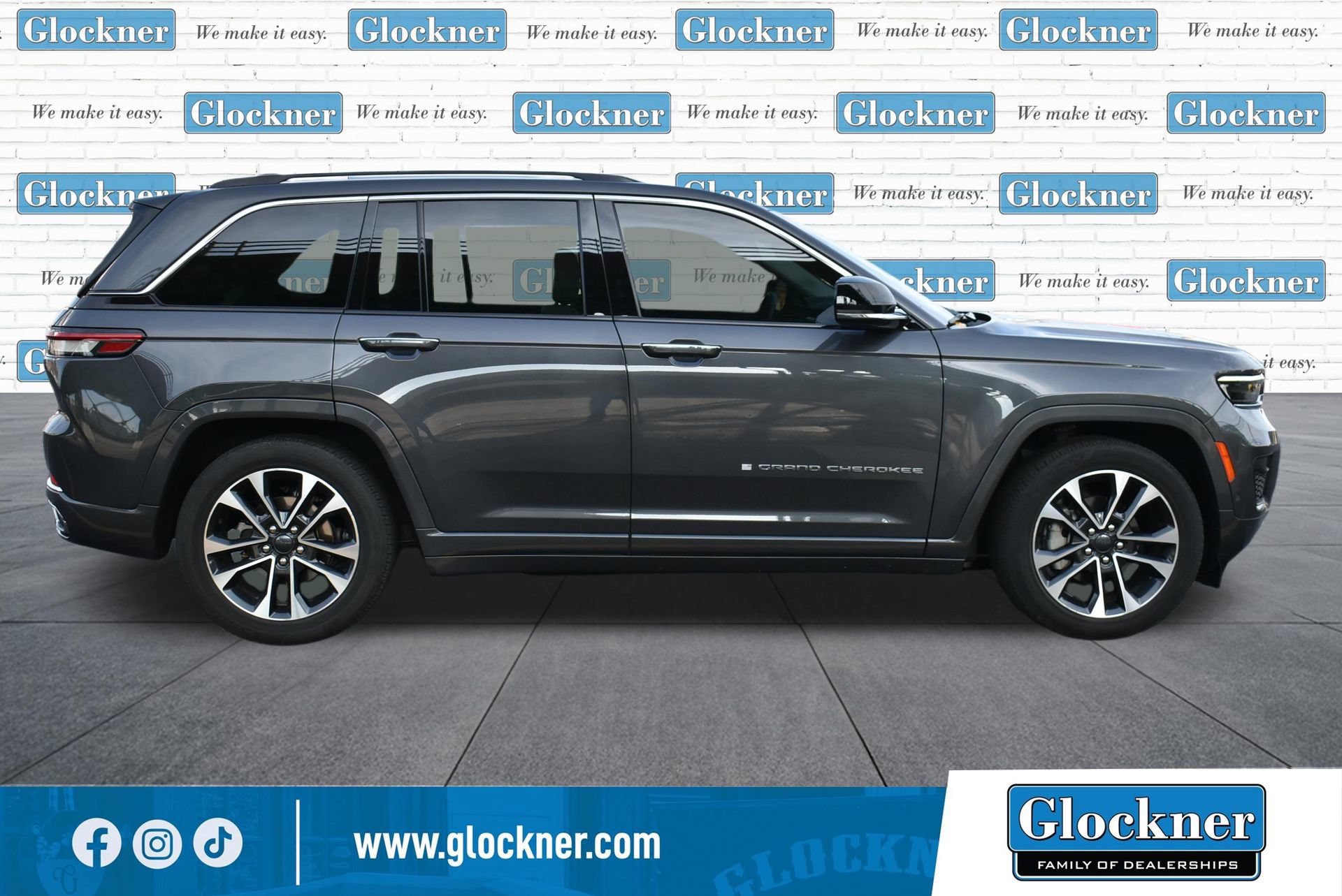 Used 2022 Jeep Grand Cherokee Overland AWD/4WD image 4