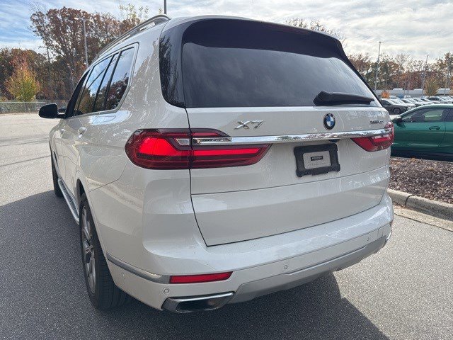 Used 2021 BMW X7 xDrive40i w/ Parking Assistance Package image 14