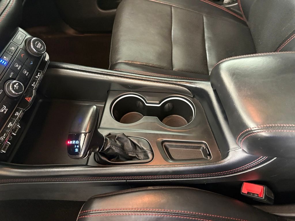 Used 2024 Dodge Durango GT RWD image 29