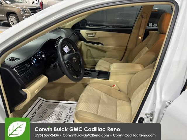 Used 2015 Toyota Camry LE FWD image 11