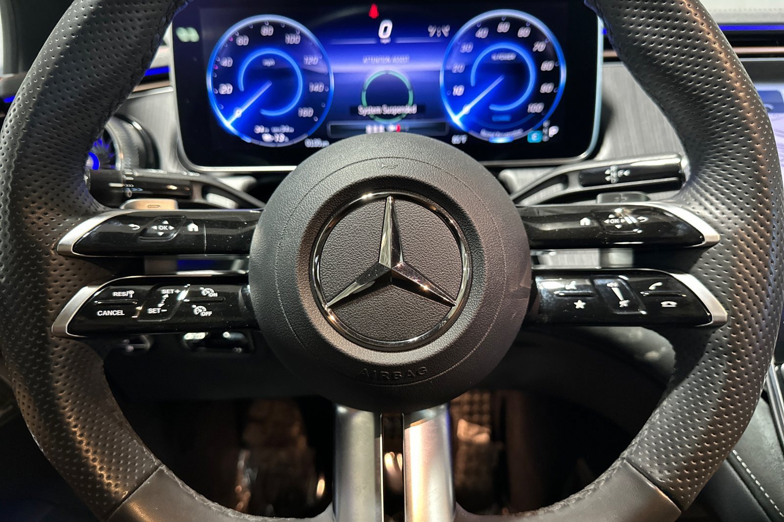 Used 2023 Mercedes-Benz EQE 500 4MATIC Sedan image 22