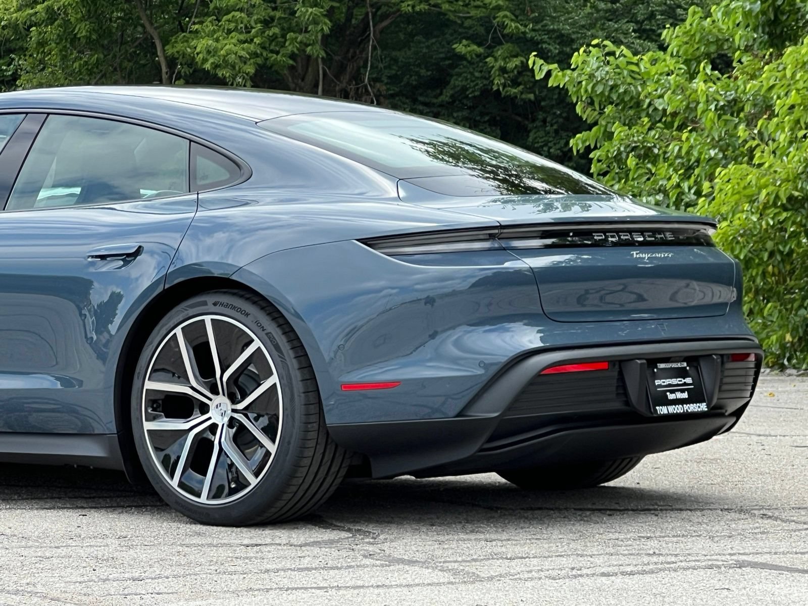 New 2026 Porsche Taycan AWD/4WD image 9