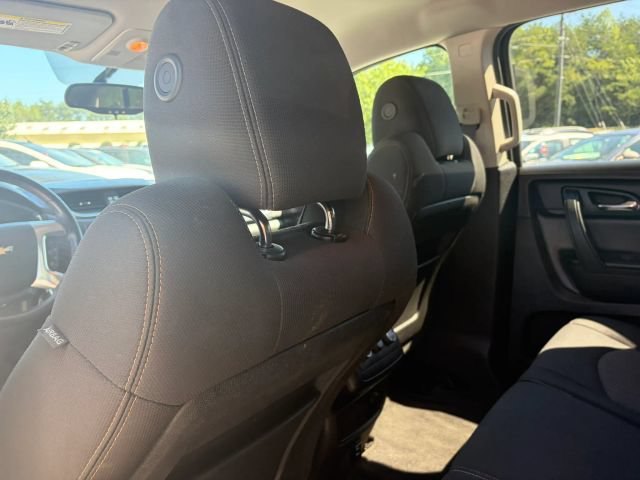 Used 2014 Chevrolet Traverse LT AWD/4WD image 19