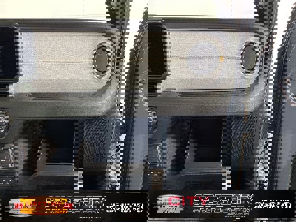 New 2026 Jeep Wrangler Unlimited Sport image 32