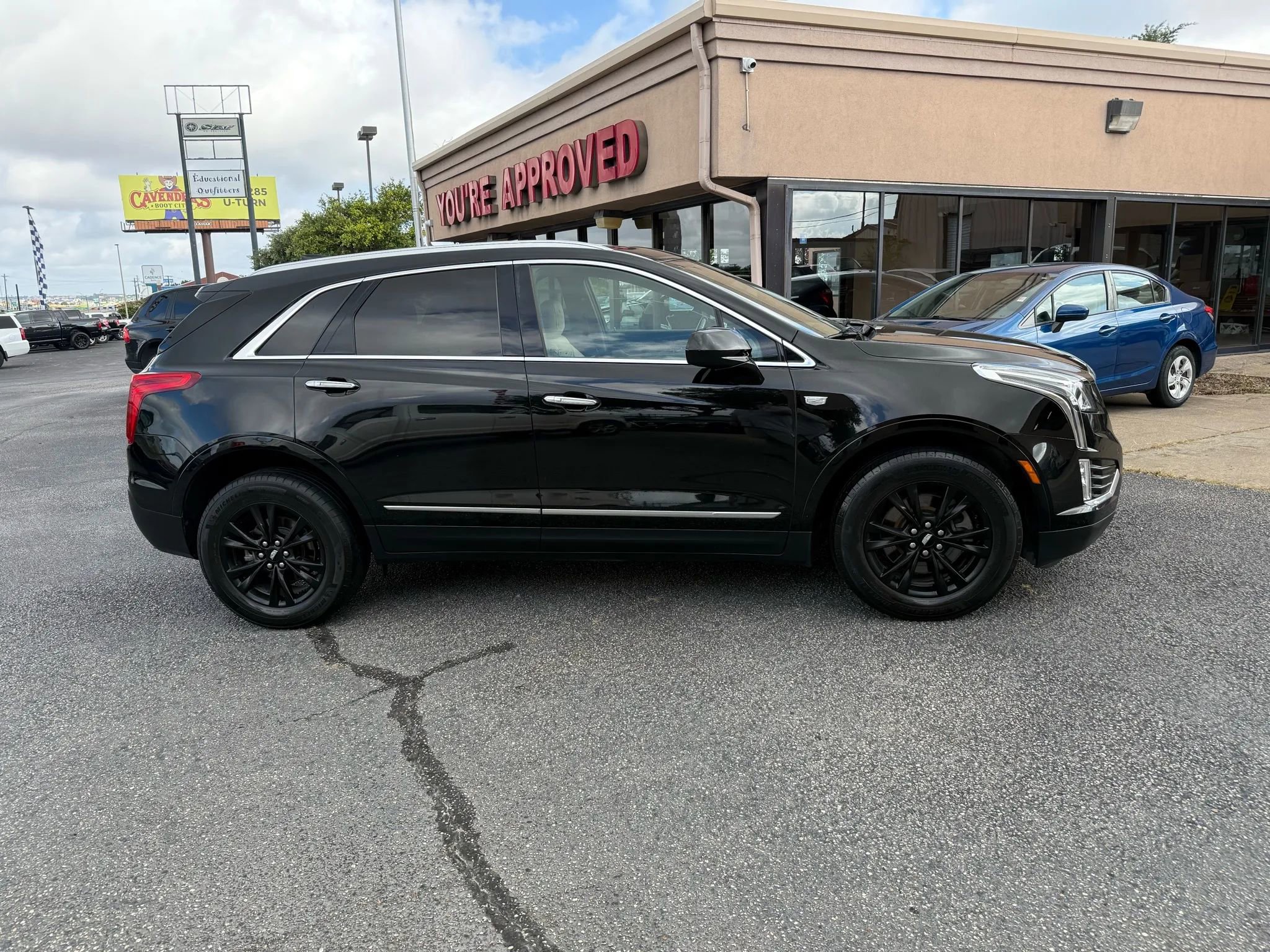 Used 2019 Cadillac XT5 Premium Luxury image 4