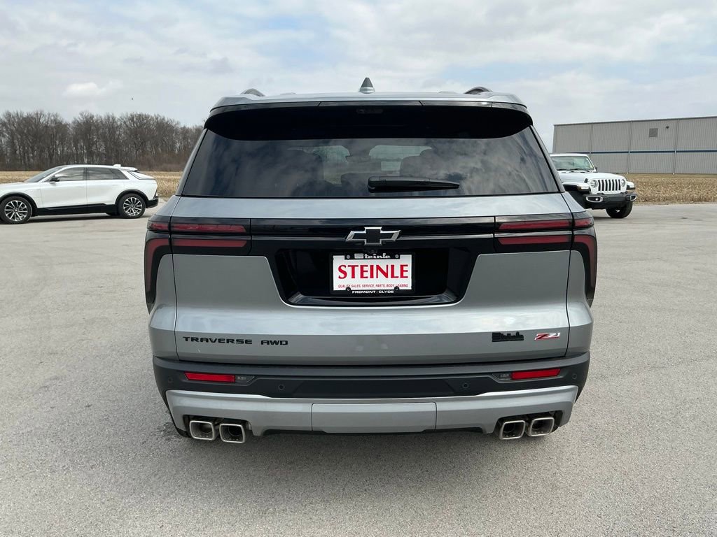 New 2026 Chevrolet Traverse Z71 w/ Driver Confidence Package image 4