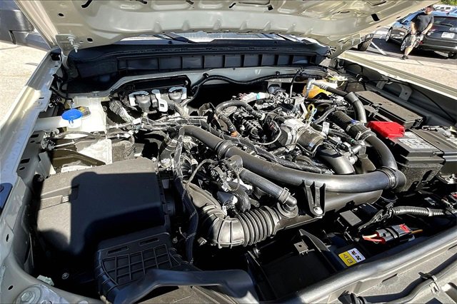 New 2025 Ford Bronco Badlands image 11