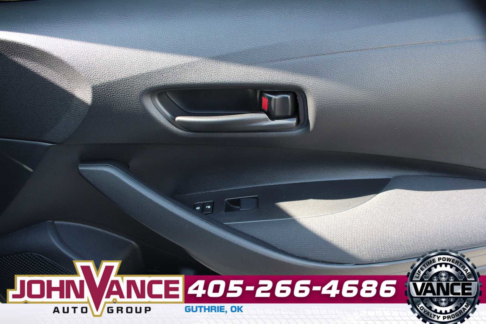 Used 2026 Toyota Corolla LE FWD image 14