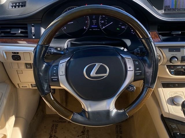 Used 2015 Lexus ES 350 image 9