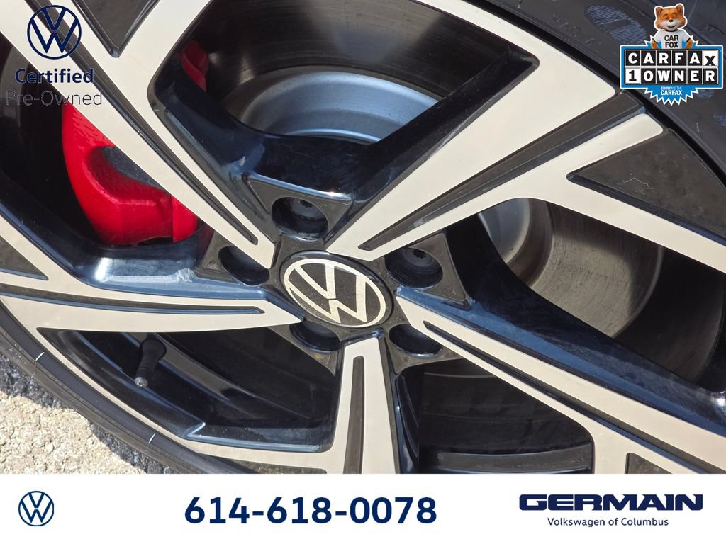 Certified 2024 Volkswagen GTI SE FWD image 12